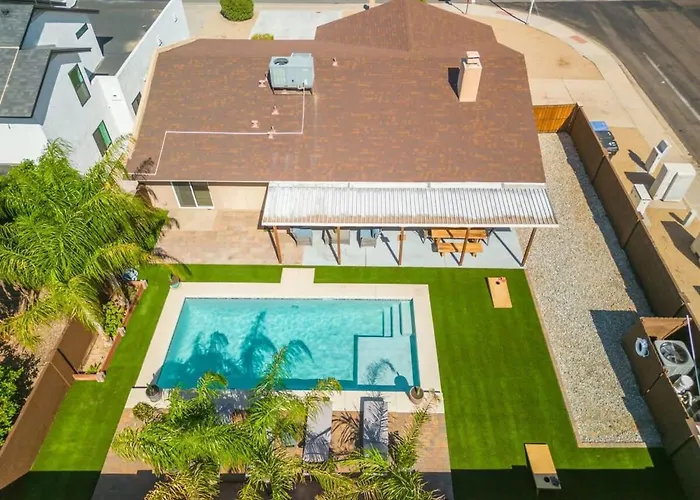 Event Epicenter Heated Pool Game Near Stadium * Phoenix